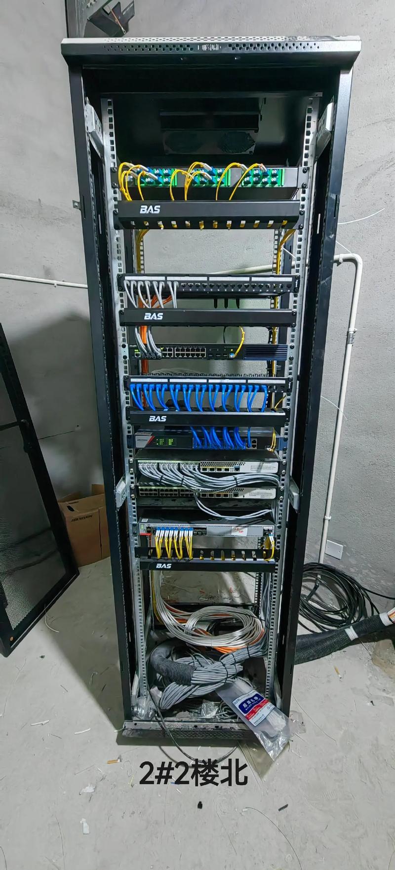 下一步就是調(diào)試了#智能化弱電工程 #施工現(xiàn)場實拍