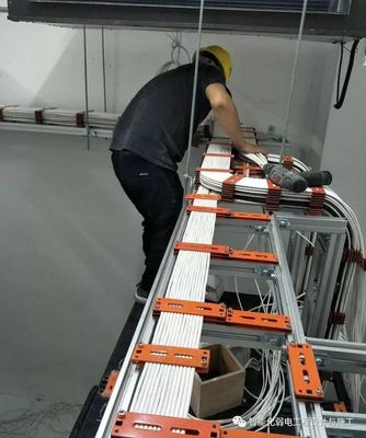 我的父親是弱電工程師,這些照片告訴你他是干什么工作的!