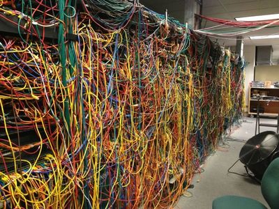 現(xiàn)代生活的背后,藏著工程師的汗水,最美布線,請(qǐng)指教