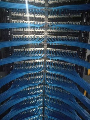 分享弱電數(shù)據(jù)中心工程項目的現(xiàn)場施工圖片